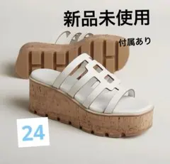 HERMES エルメス　サンダル　イザベラ30のサムネイル