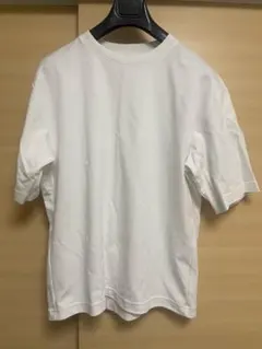 UNIQLO U ホワイト Tシャツ