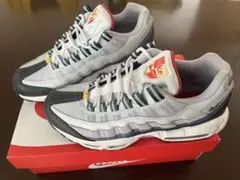 ナイキ エアマックス プラス ピュアプラチナム ユニバーシティ レッド