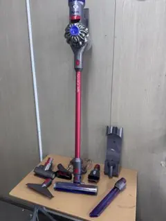Dyson V8 Slim Fluffy スティッククリーナー 本体 - メルカリ