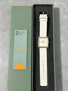 no monday ホワイトレザー腕時計