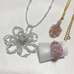 ハンドメイド⭐︎ビーズ ネックレス2本、リング1個