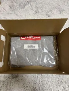 ボックスロゴ Tシャツ