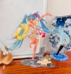 初音ミク　海外会場限定特典　特大日焼け水着アクリルスタンド