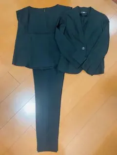 【値下げ】ブラックスーツ4点(ジャケット、ノースリーブ、パンツ、スカート) S