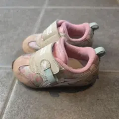 ASICS　ディズニー　スニーカー