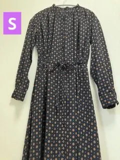 GUネイビー腰紐付き長袖ワンピース　ロングワンピース　シャツワンピースS