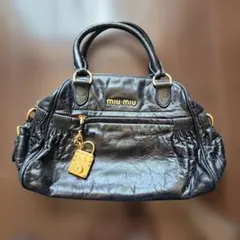 miu miu 黒レザーショルダーバッグ　ピンク　2way