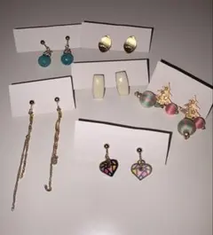 多様なデザインのイヤリング6点セット