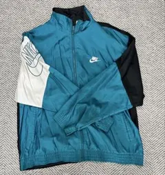 NIKE ナイロンジャケット グリーン　ブラック
