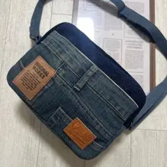 ショルダーバッグ　デニムリメイク　ハンドメイド