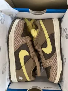 NIKE × UNDEFEATED DUNK LOW SP TD