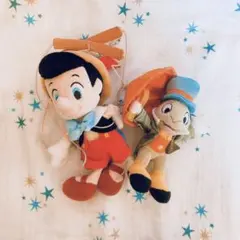 【美品・セット】ディズニー ピノキオ＆ジミニークリケット ぬいぐるみバッジ