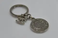 希少 刻印 シャネル 06P No.5 コイン CCロゴ キーホルダー チャーム