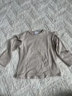 ZARA ベージュ フリル付き長袖カットソー 98cm