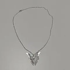 「蝶型」ネックレス