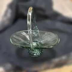 ガラス製ハンドル付きバスケット