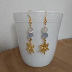 ハンドメイドピアス　No.7　雪の結晶