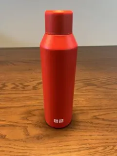 UNIQLO 炭酸対応ステンレスボトル