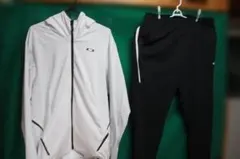 OAKLEY　オークリー　ジャンバー・パンツ上下セット　２XL　ゴルフにも