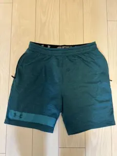 アンダーアーマー　ハーフパンツ　XXL