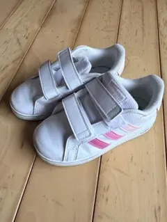 adidas ホワイト/ピンク スニーカー