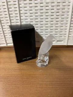 鳥の置物
