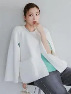 【美品】CELFORD ファーポケットケープジャケット　ホワイト