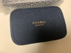 CHANEL 2025年クリスマスホリデー限定ポーチ ノベルティ