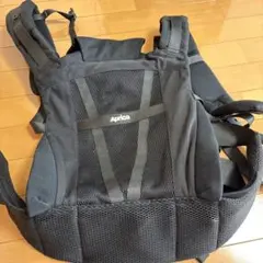 Aprica 抱っこ紐 ブラック メッシュのサムネイル