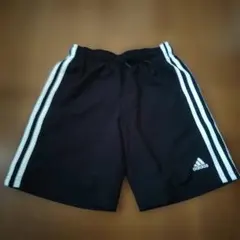 ✨️新品試着のみ✨️adidas ブラック ハーフパンツ 140cm