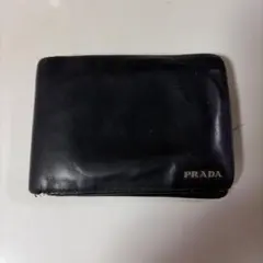 PRADA 二つ折り財布 ブラック レザー