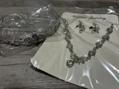 シルバー ネックレス イヤリング ティアラ 3点セット ウエディング 結婚式