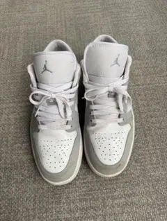 Nike Air Jordan 1 Low ホワイト/グレー