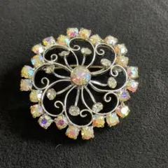 【10】オーロラストーンのブローチ　ラウンド型　レトロ　ヴィンテージ