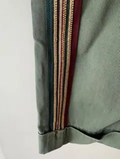 ZARA カーキワイドパンツ マルチストライプ