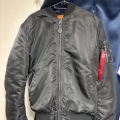 アルファインダストリーズma1