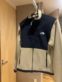 正規品USA規格ザノースフェイスフリースジャケット The North