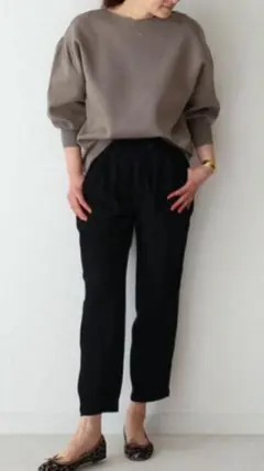 2025年最新】Hug O War カジュアルパンツの人気アイテム - メルカリ