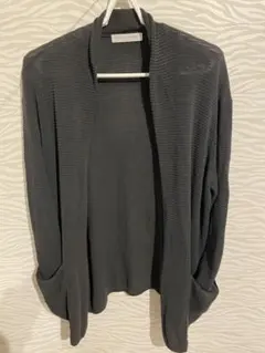 美品　ほぼ未使用　UNITED ARROWS ダークグレー カーディガン