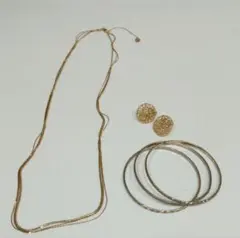 ゴールドネックレス・イヤリング・バングルセット