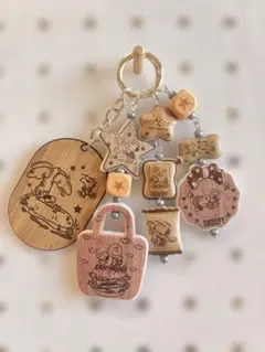 キャラクター　ジャラジャラキーホルダー