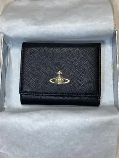 ⭐︎正規品⭐︎早い者勝ち❣️【新品、未使用】 ヴィヴィアンウエストウッド三つ折り財布