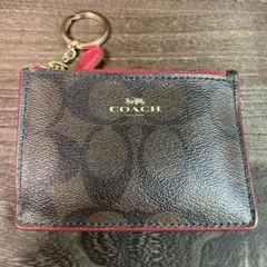 COACH パスケースF16107 レッド キーチェーン付き　定期入れ　赤
