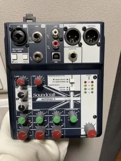 Item thumbnail for item 1686b7c8-1259-4c3c-a62a-0d65ab31ffbb