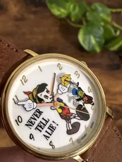 あちゃちゅむ　ディズニーコラボ腕時計　専用です！ ❤️美品！稀少！完売品！あちゃちゅむxディズニーアリスコラボ 腕時計