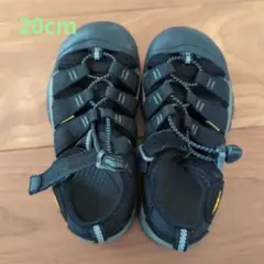 KEENキーン ニューポートエイチツー　ブラック アウトドアサンダル