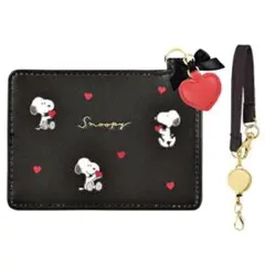 スヌーピー パスケース ハートチャーム付き