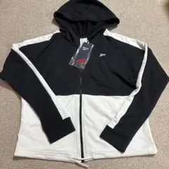 Reebok フード付きジャケット 新品タグ付き