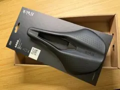 fi'zi:k TEMPO ARGO R3 サドル 150mmのサムネイル